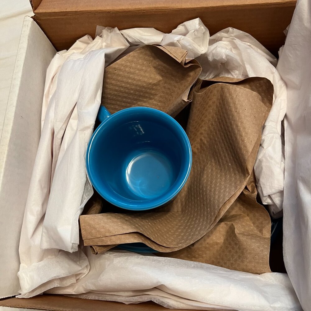 Fiesta ware 4 piece set NIB never used Peacock (Teal) - Picture 3 of 4